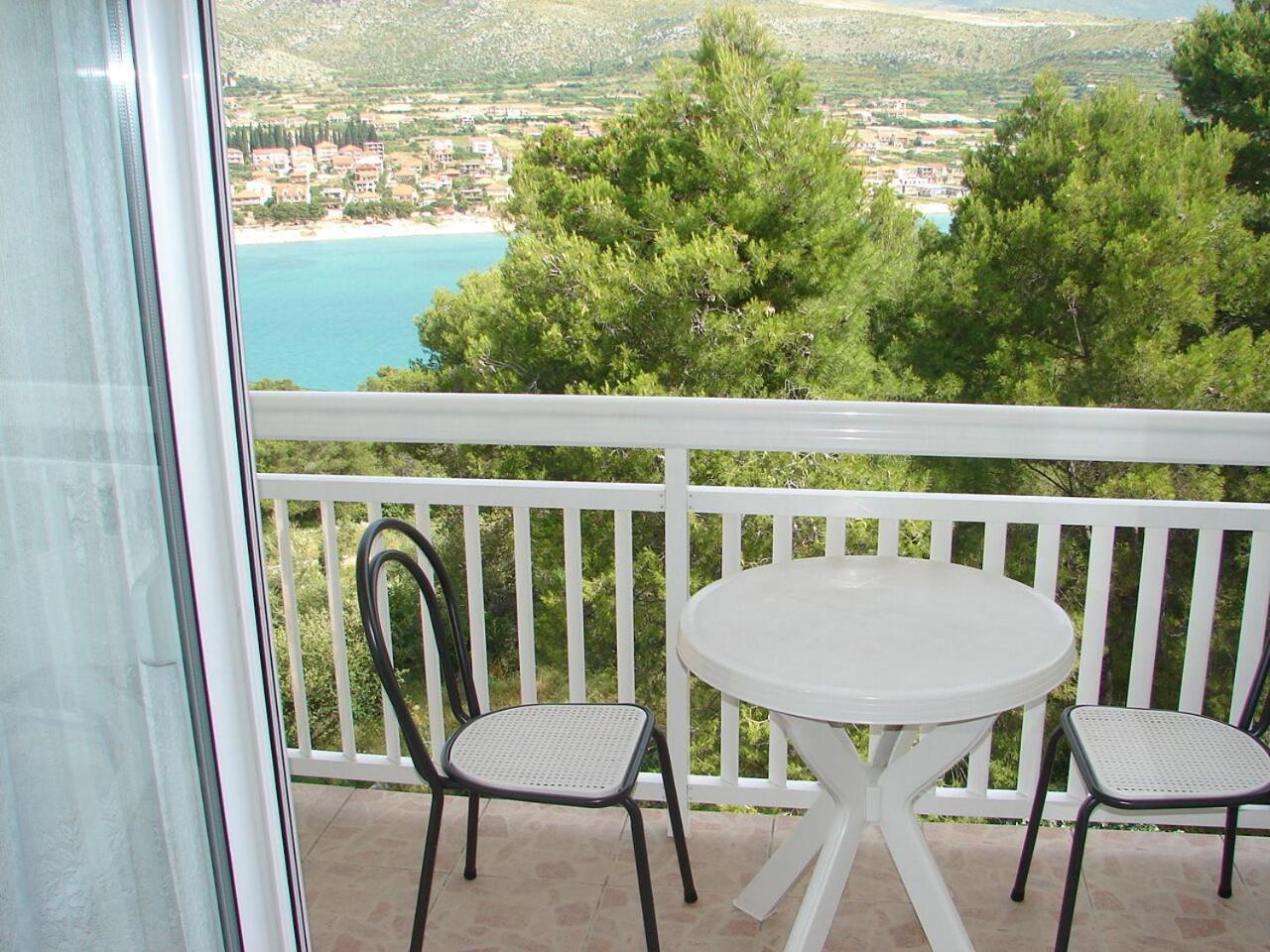 Apartments Mara Trogir Exterior foto